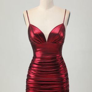 Burgundy Spaghetti Straps Ruched Tight Homecoming Dress